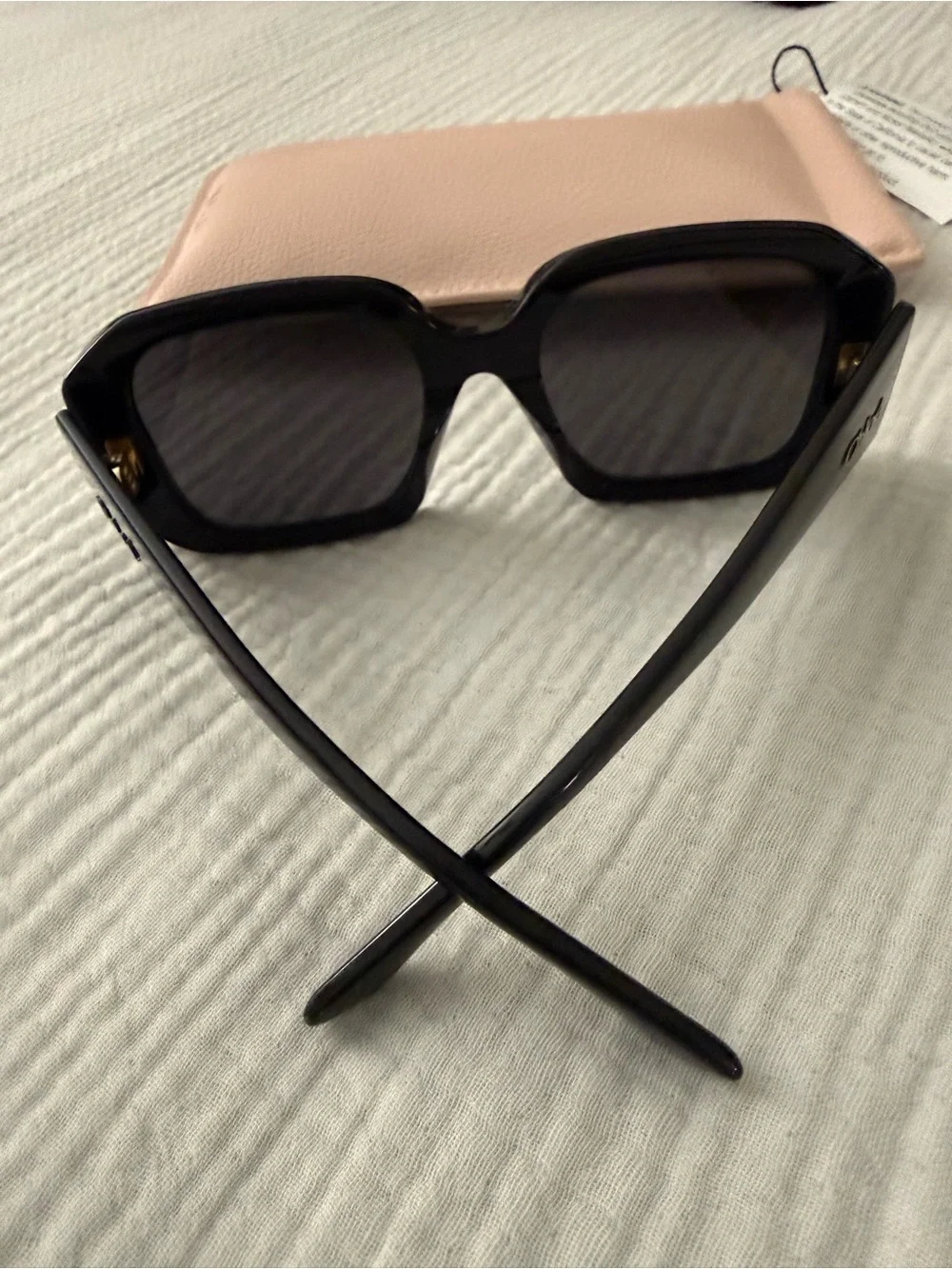 Chloé 54mm Square Sunglasses BLACK NWOT w case and cleaning cloth